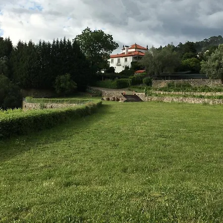 Penzion Tower Junior Queen At Casa Dos Macieis, Camino Santiago Direct Access & Optional Agritourism