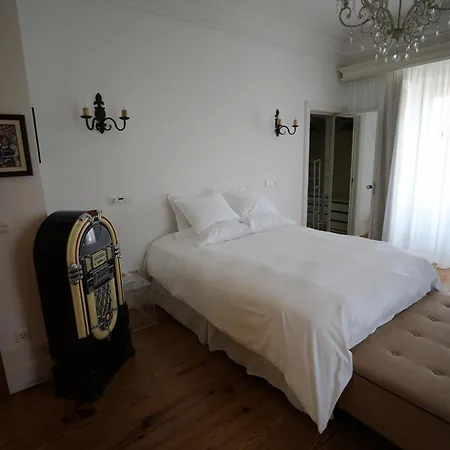 Tower Junior Queen At Casa Dos Macieis, Camino Santiago Direct Access & Optional Agritourism 4*