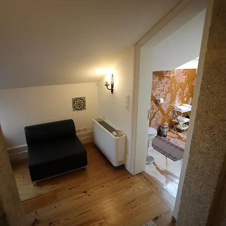 Tower Junior Queen At Casa Dos Macieis, Camino Santiago Direct Access & Optional Agritourism 4*