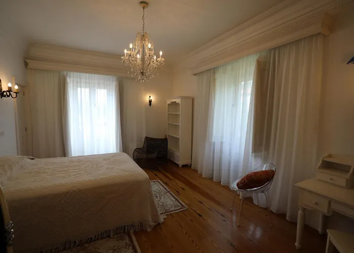 Tower Junior Queen At Casa Dos Macieis, Camino Santiago Direct Access & Optional Agritourism Penzion 4*