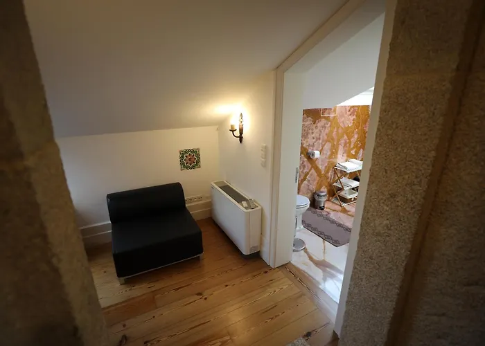 Tower Junior Queen At Casa Dos Macieis, Camino Santiago Direct Access & Optional Agritourism 4*