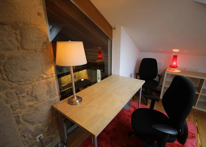 Tower Junior Queen At Casa Dos Macieis, Camino Santiago Direct Access & Optional Agritourism