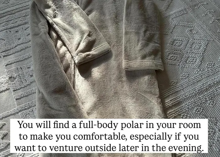 Tower Junior Queen At Casa Dos Macieis, Camino Santiago Direct Access & Optional Agritourism